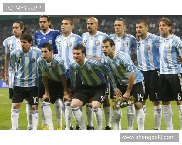 伊朗足球明星巴赫拉米的传奇故事与职业生涯回顾 伊朗足球明星巴赫拉米的传奇故事与职业生涯回顾