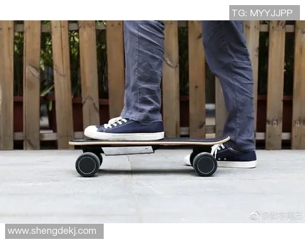 滑板新手必看:全面入门攻略与技巧分享助你快速上手 滑板新手必看:全面入门攻略与技巧分享助你快速上手